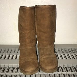 Classic UGG boots chestnut